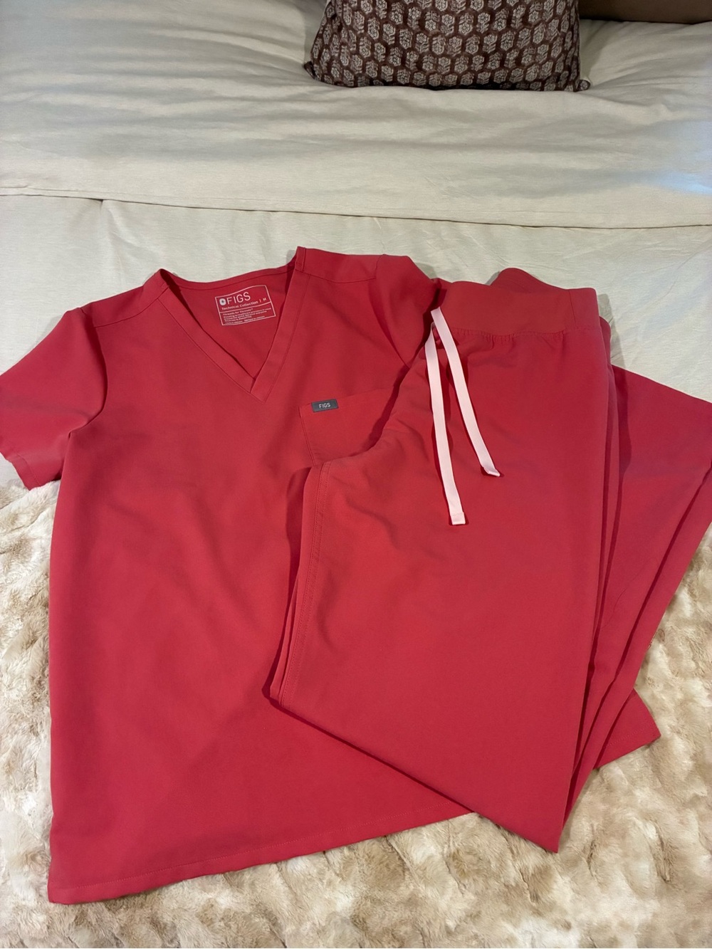 Figs Women's V-Neck Scrub Set in Coral Pink with Light Pink Drawstrings